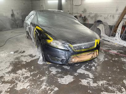 Professional service at Hamza Car Body Repair Center