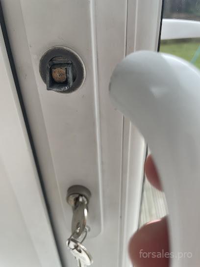 Trustworthy residential locksmith services in Manchester. Professional Locksmith in Manchester providing residential lock installation and repair services.