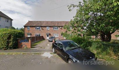 Professional joiner painter in Manchester completing a high-quality home renovation project.